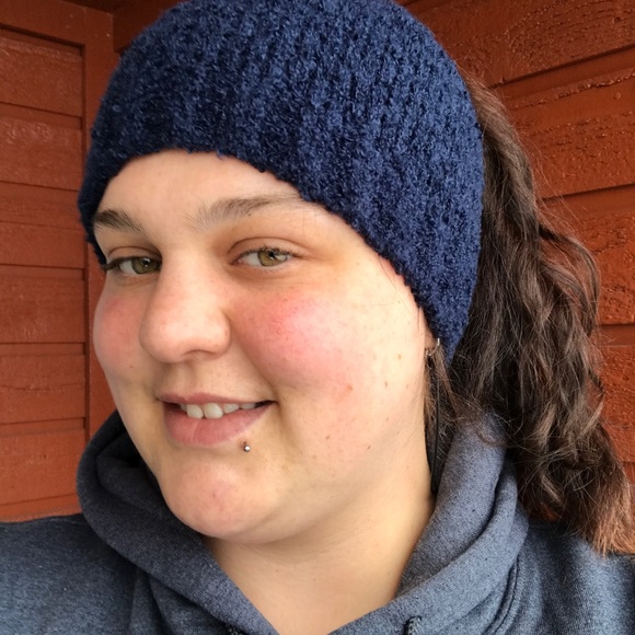 Meet your Posher, Jessica - Picture 1 of 1